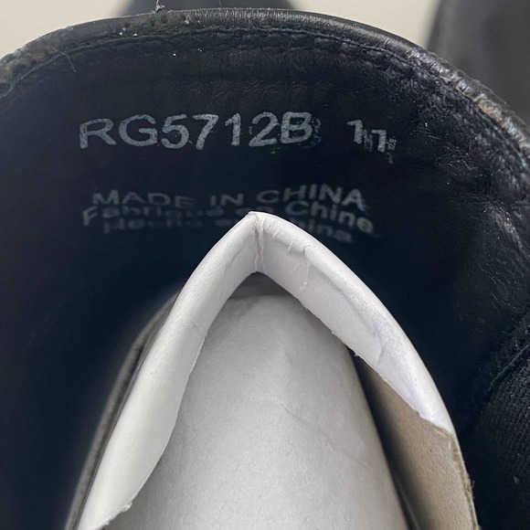 NEW in Box Robert Graham Big Bang Skull Embossed Chelsea Boot Black Mens Sz 11 - Picture 8 of 13